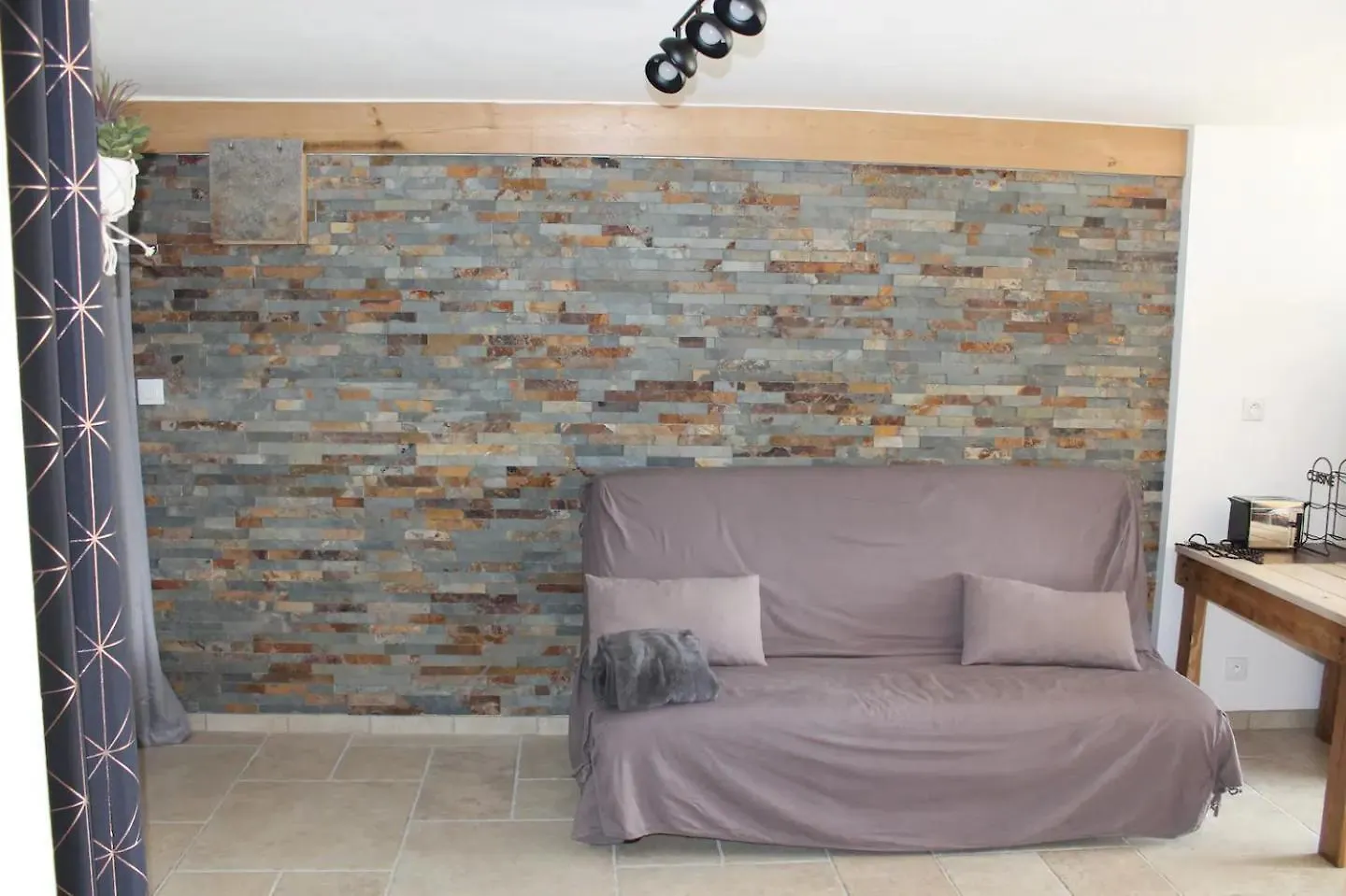 Location Les Aydons Apartment Sainte-Marguerite-Lafigere