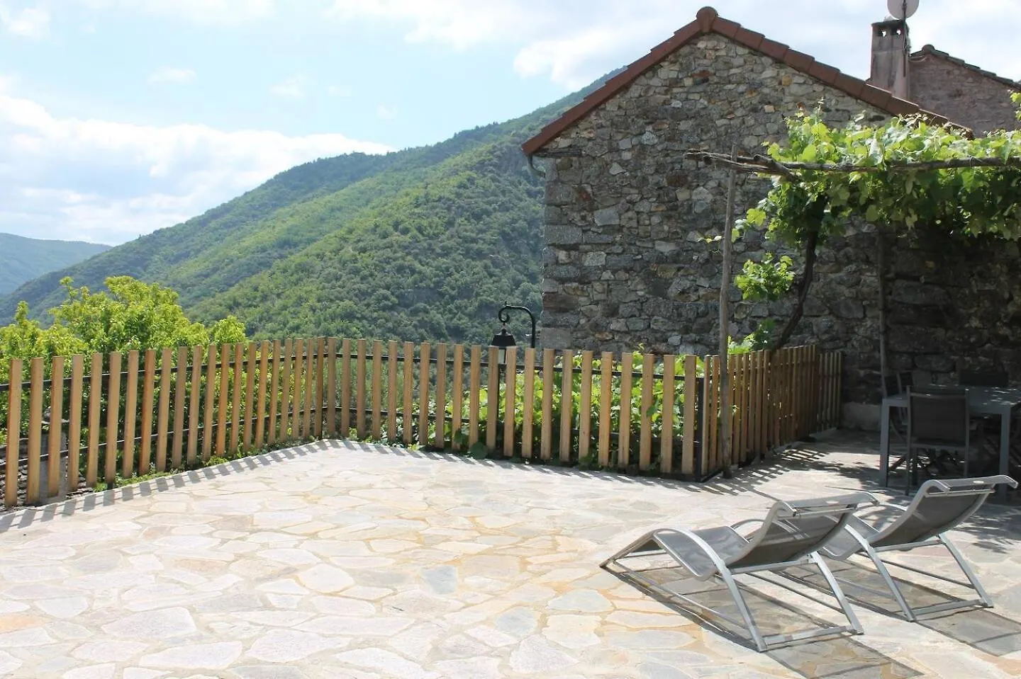 Location Les Aydons Apartment Sainte-Marguerite-Lafigere
