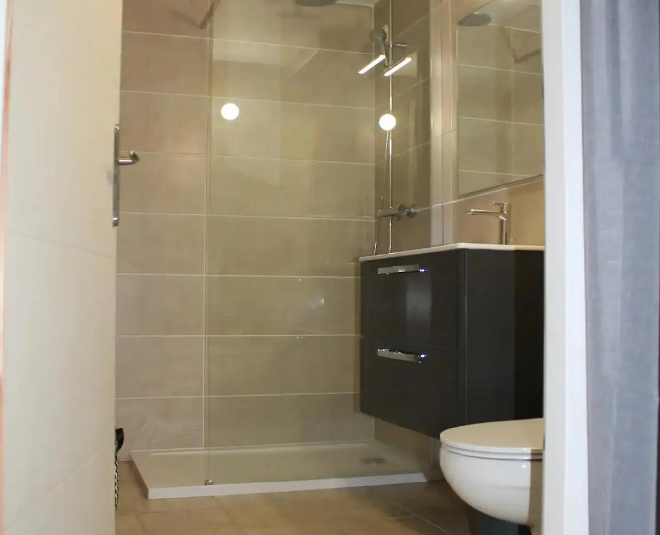 Location Les Aydons Apartment Sainte-Marguerite-Lafigere France